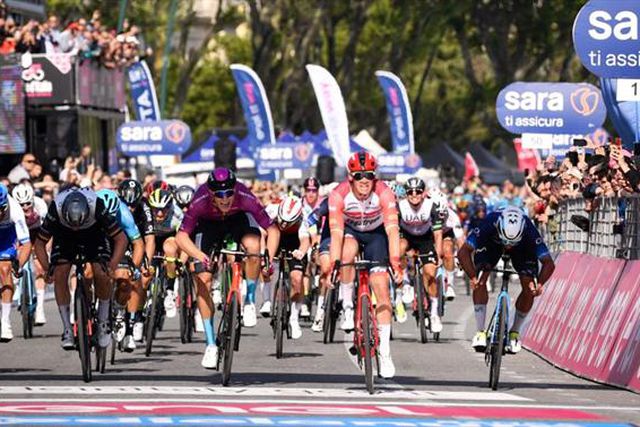 Volta à Itália decide-se nas etapas de montanha