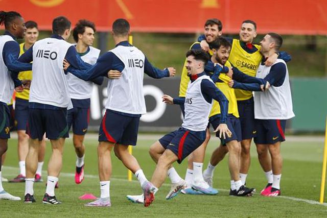 Ronaldo falou de bom ambiente e o treino foi assim (veja as fotos)