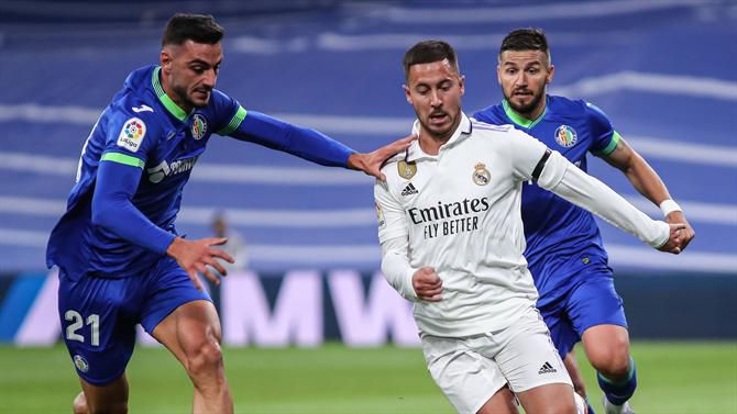 Real Madrid vence entre jogos da Champions