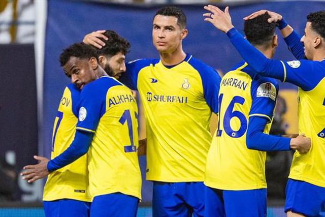 Goleada do Al Nassr com golo de Ronaldo
