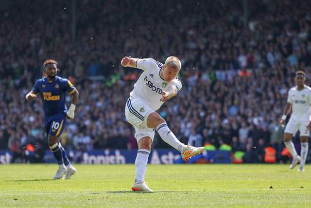 Ninguém se fica a rir no empate Leeds-Newcastle