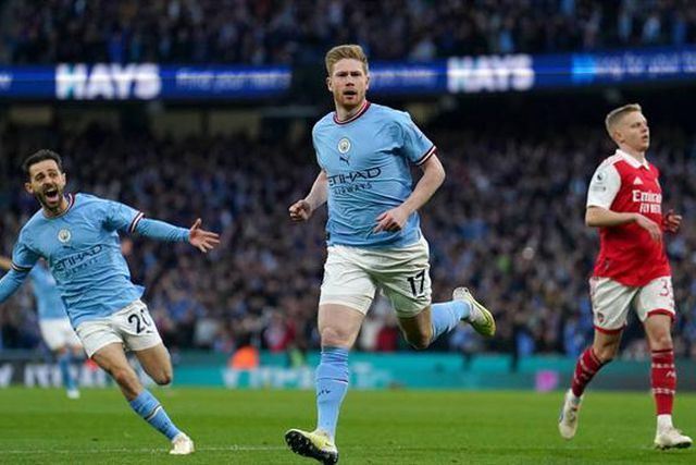 De Bruyne e Haaland destroem o líder (veja os golos)