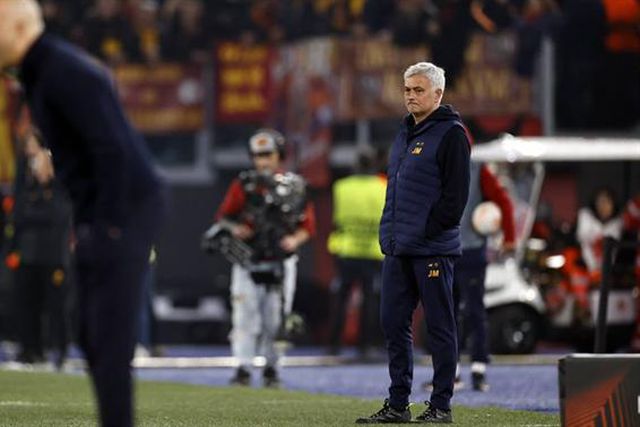 José Mourinho ‘pegou-se’ com treinador do Feyenoord: «É melhor ires para casa» (vídeo)