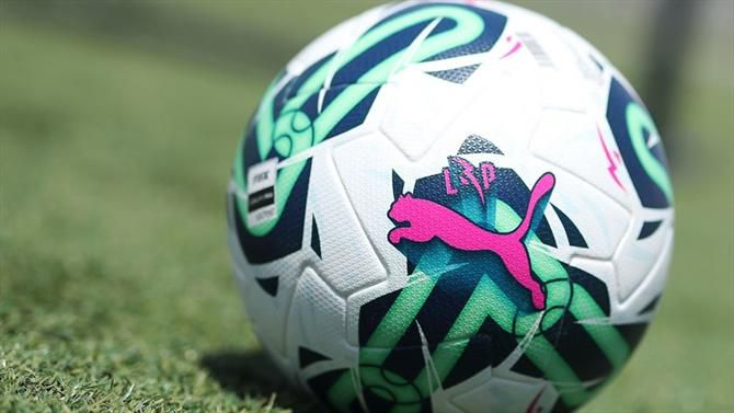 Liga Portugal anuncia nova bola para a temporada 2021/22 - Liga