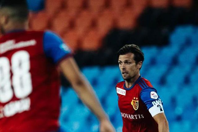 Criticou desempenho da equipa, ficou de fora dois jogos e agora é suspenso