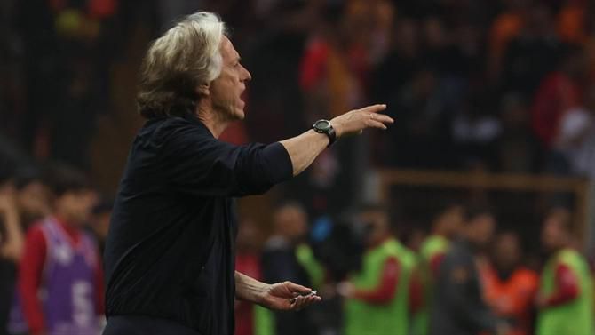 Ex-Sporting e Benfica dá as boas-vindas a Jorge Jesus (foto)