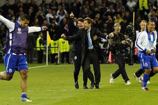 Villas-Boas apagado da história provoca ira dos adeptos (vídeo)