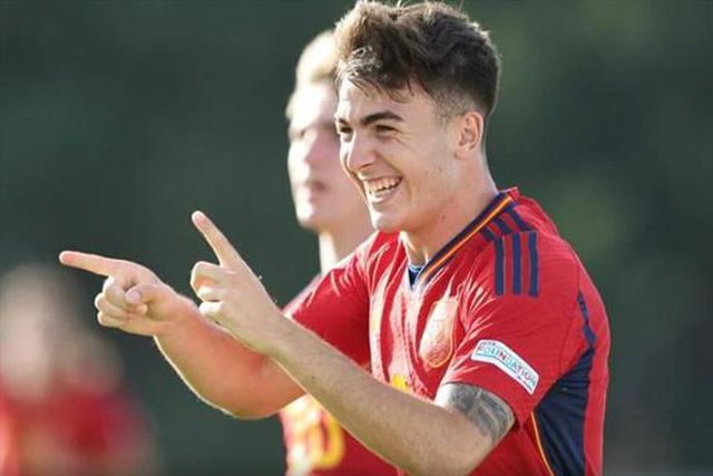 'Manita' à Grécia: Espanha a um passo das 'meias'