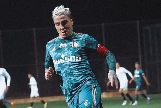 Josué garante vitória do Legia