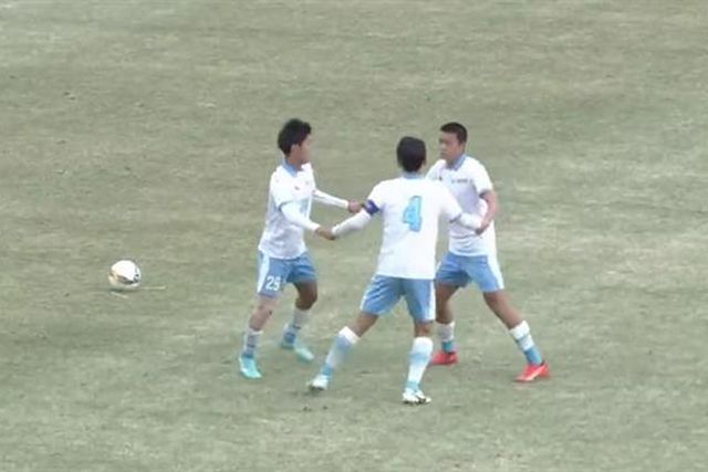 O pior livre estudado da história do futebol? (vídeo)