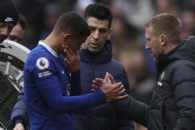 Dor de cabeça para Potter: Thiago Silva com lesão ligamentar num joelho