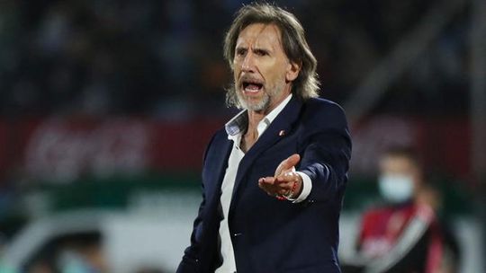 Selecionador Ricardo Gareca de saída