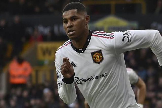 Rashford na comitiva para a final da Taça da Liga