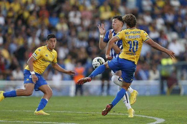 Al-Faisaly na pista de Francisco Geraldes e Luís Esteves