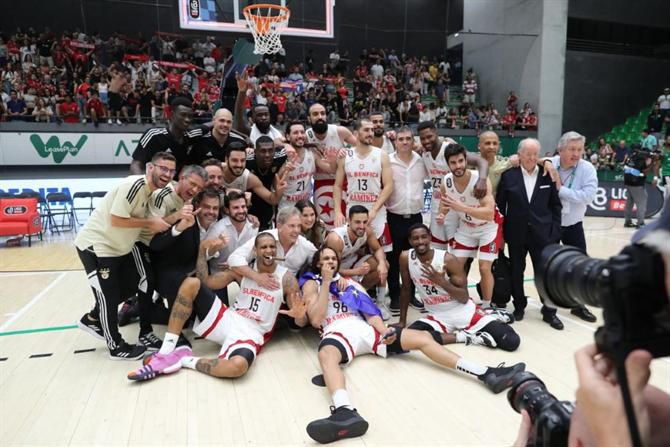 Oliveirense recebe bicampeão Benfica na 1.ª ronda da Liga