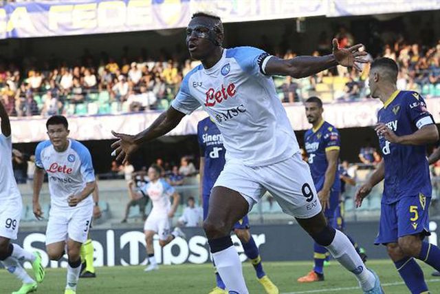 Apenas os 'Ronaldos' são mais eficazes do que Osimhen