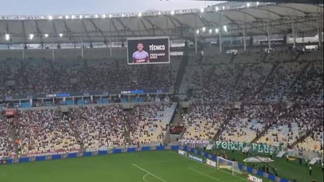 Após assumir 'canarinha', Fernando Diniz foi assobiado pelos adeptos do Fluminense