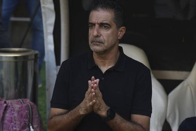 Renato Paiva perde no Maracanã