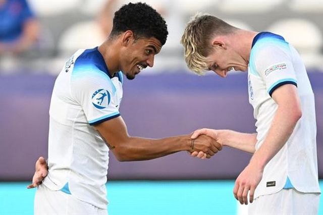 Inglaterra apurada para os ‘quartos’, Alemanha em maus lençóis