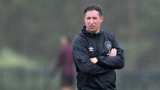 Robbie Fowler deixa comando técnico do East Bengal