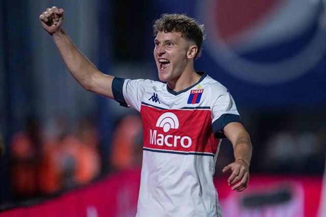 Polémica: Formou-se no Boca Juniors, vai reforçar o River Plate e fez isto…