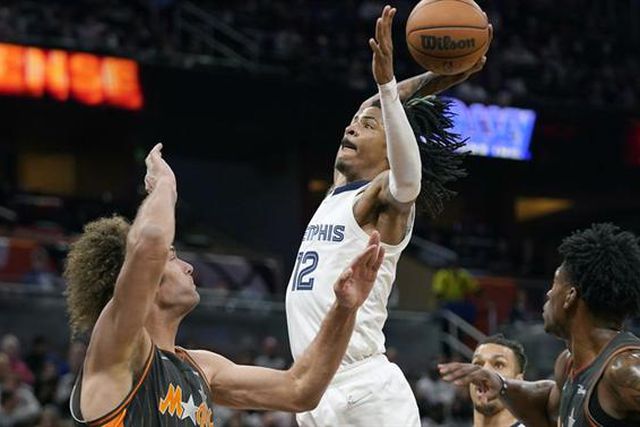 Morant 'safa-se' de investigação policial mas vê suspensão prolongada