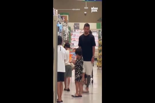 O que Messi procurava: tranquilamente, com a família, nas compras de casa