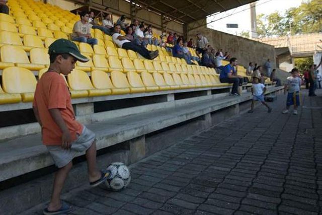Avança a demolição do estádio Mário Duarte