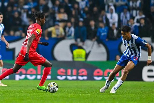 Após estreia com o FC Porto é chamado à seleção