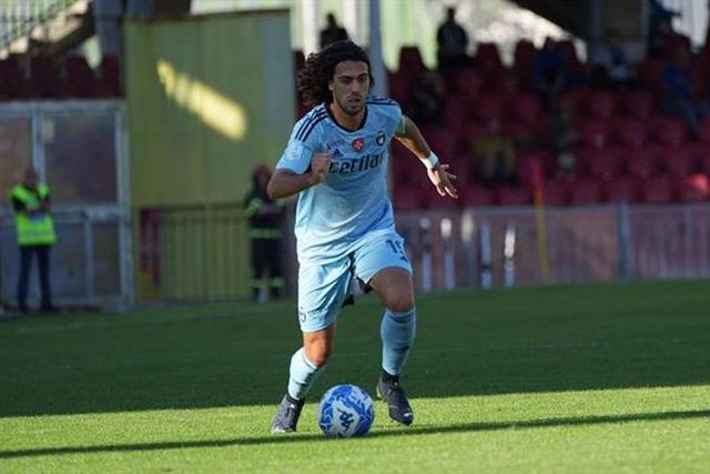 Dragões respondem a nova proposta italiana por Tomás Esteves