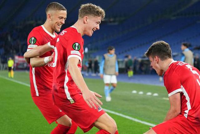 AZ Alkmaar vence Lazio (de Luís Maximiano) com golo de lateral apontado ao Benfica