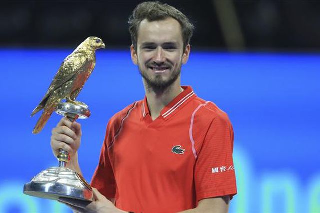 Depois de Roterdão, Medvedev vence torneio de Doha