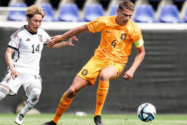 Van de Ven a chegar do Wolfsburgo por  €30 M