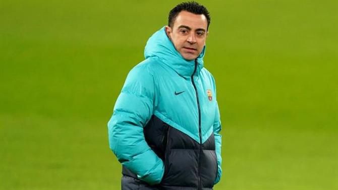 «Não podemos dar o mau exemplo daquela altura»: Xavi e os tempos de Mourinho no Real