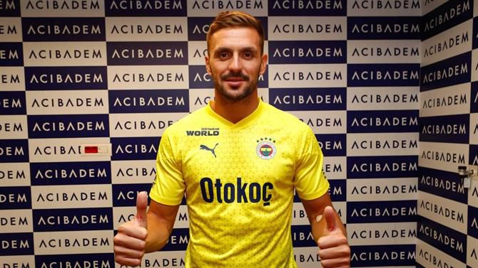 Oficial: Tadic no Fenerbahçe