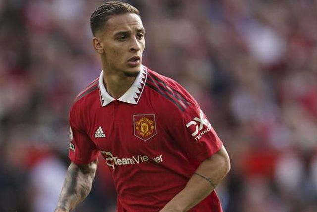 Van Basten critica duramente Antony