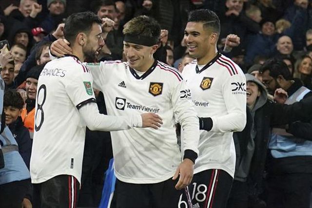 Bruno Fernandes marca e 'red devils' estão praticamente na final