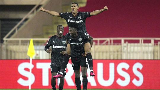 Leverkusen vence Mónaco nos penáltis e avança para os ‘oitavos’