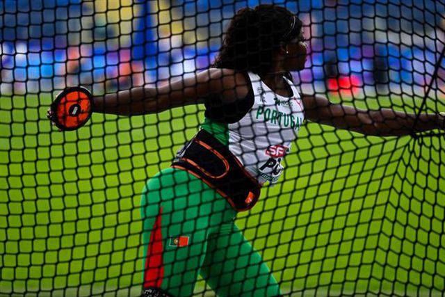 Liliana Cá primeira em França