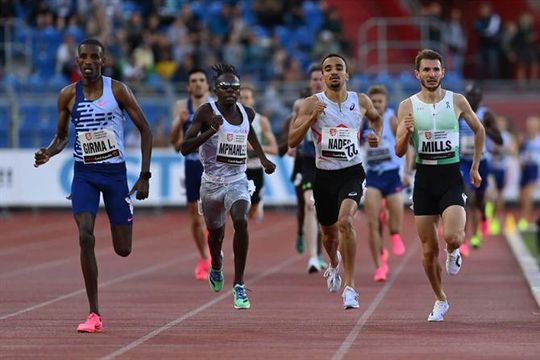 Isaac Nader conquista prata nos 1500 metros