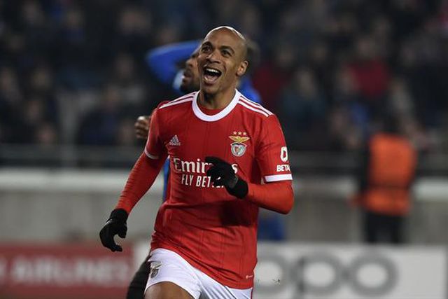 Quatro jogadores do Benfica na equipa da semana