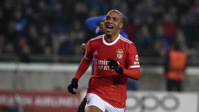 Quatro jogadores do Benfica na equipa da semana