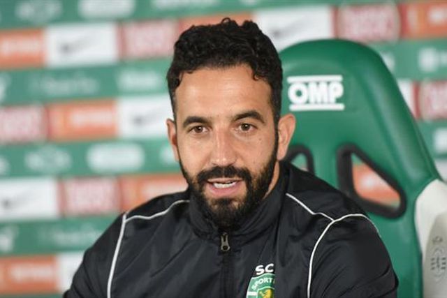 Rúben Amorim esclarece utilização de Fatawu e dá Benfica e FC Porto como exemplos