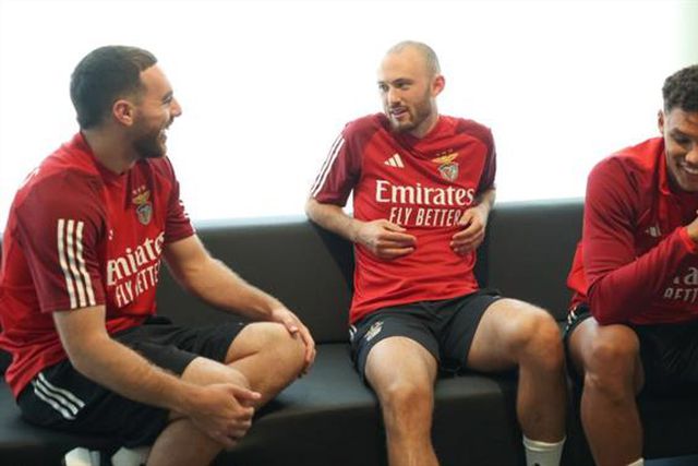 Águia arranca com 30 mas faltam 'pesos pesados'