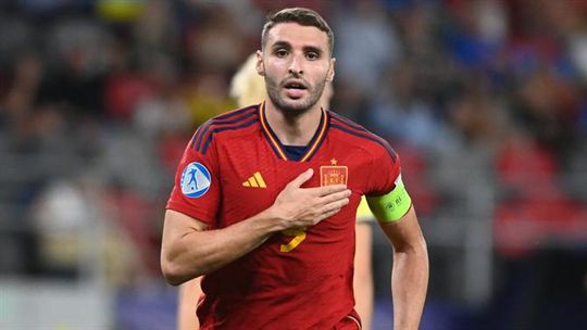 Abel Ruiz sublime leva Espanha para a final contra Inglaterra