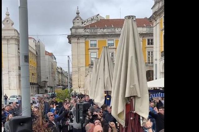 Três adeptos do Club Brugge detidos, um polícia ferido e material apreendido