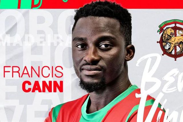 Oficial: Reforço para o ataque