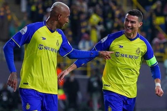 Talisca volta a lesionar-se e desfalca Al Nassr, de Ronaldo, nas próximas semanas