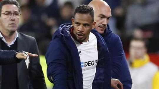 Quatro jogos de suspensão para ex-jogador do FC Porto por insultos ao árbitro