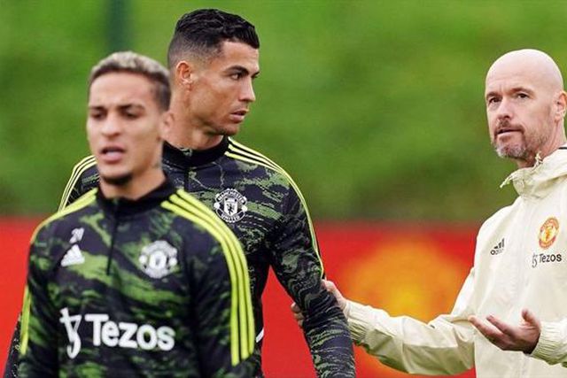 «Ten Hag saiu-se bem no caso com Ronaldo»